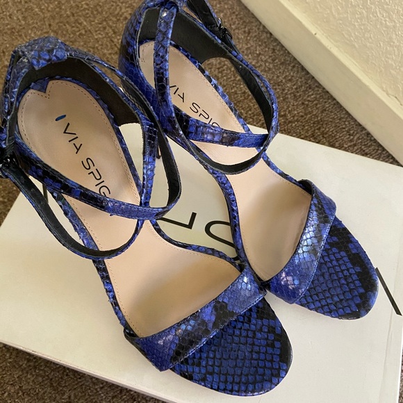 Via Spiga cobalt blue strappy heels size 8.5 - Picture 8 of 11